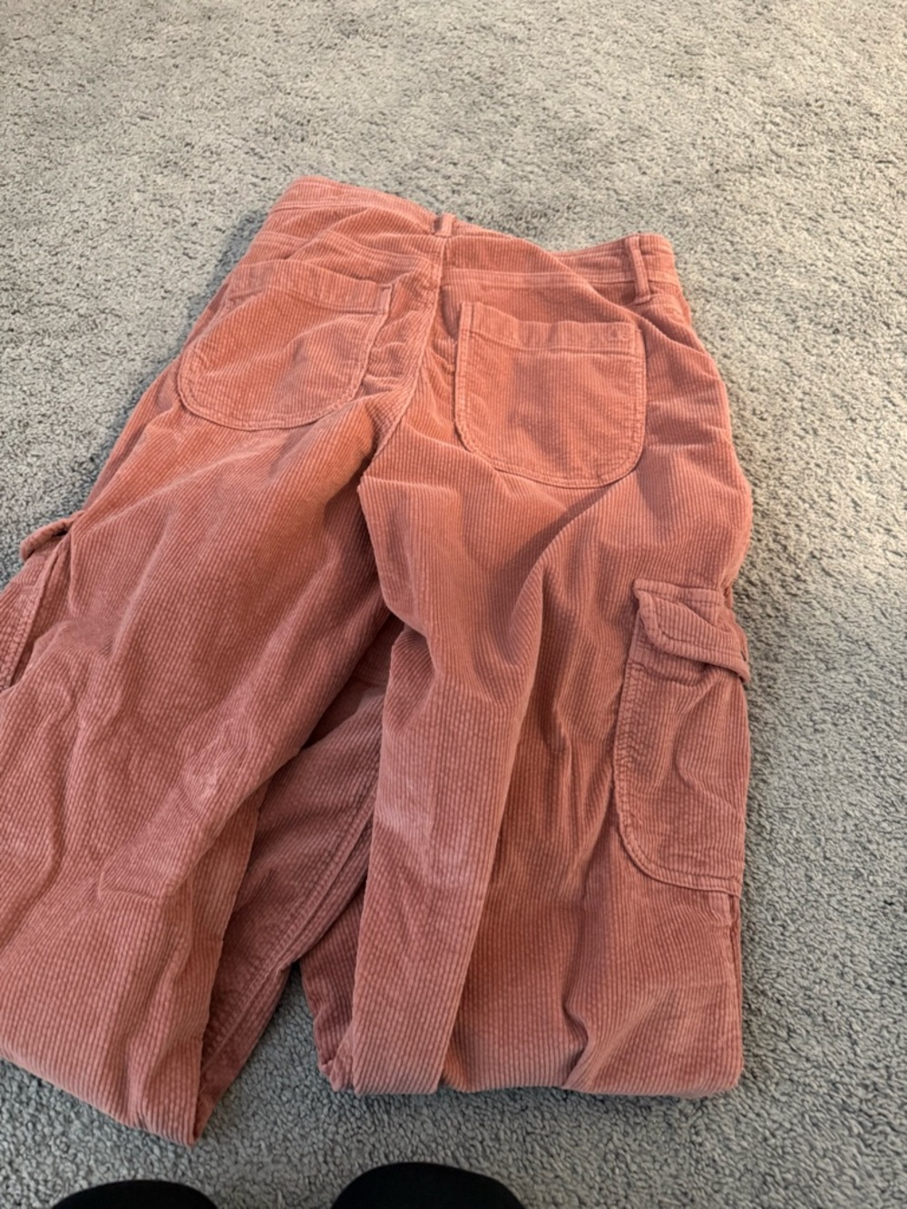 American Eagle Stretch Corduroy Pants in Dusty Pink